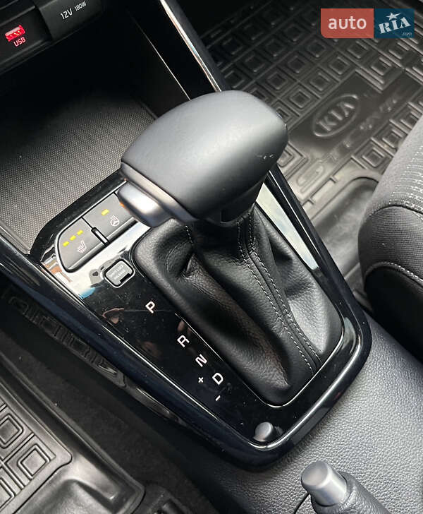 Внедорожник / Кроссовер Kia Stonic 2019 в Киеве фото 42 Внедорожник / Кроссовер Kia Stonic 2019 в Киеве