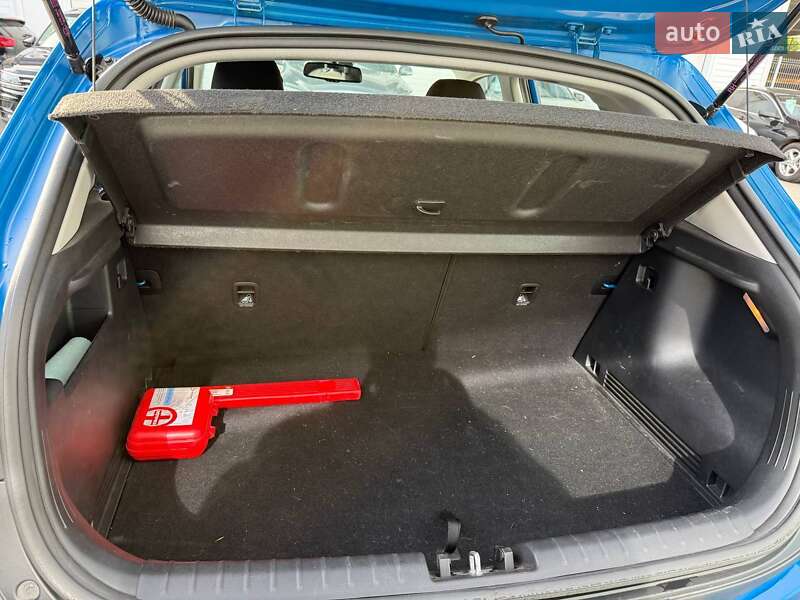 Позашляховик / Кросовер Kia Stonic 2020 в Одесі