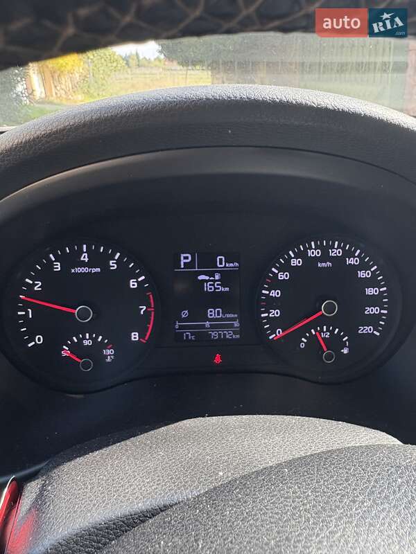 Внедорожник / Кроссовер Kia Stonic 2019 в Киеве