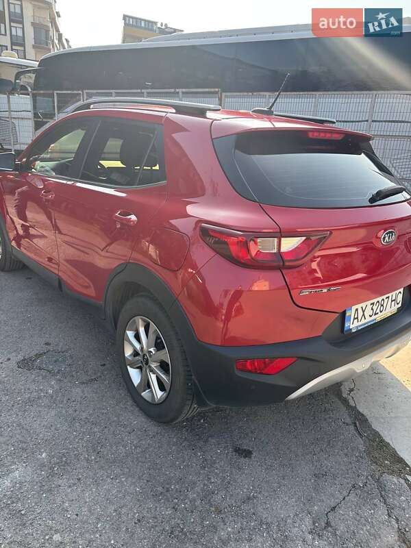 Внедорожник / Кроссовер Kia Stonic 2018 в Одессе