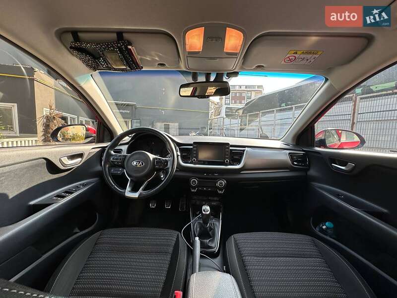 Внедорожник / Кроссовер Kia Stonic 2018 в Одессе