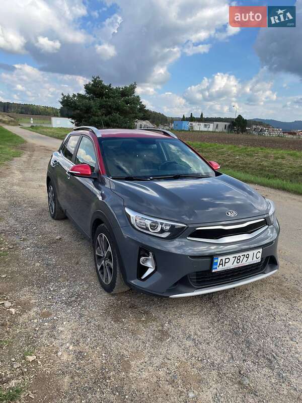 Позашляховик / Кросовер Kia Stonic 2020 в Запоріжжі