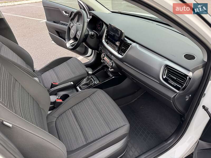 Позашляховик / Кросовер Kia Stonic 2022 в Києві