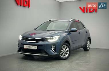 Внедорожник / Кроссовер Kia Stonic 2020 в Киеве