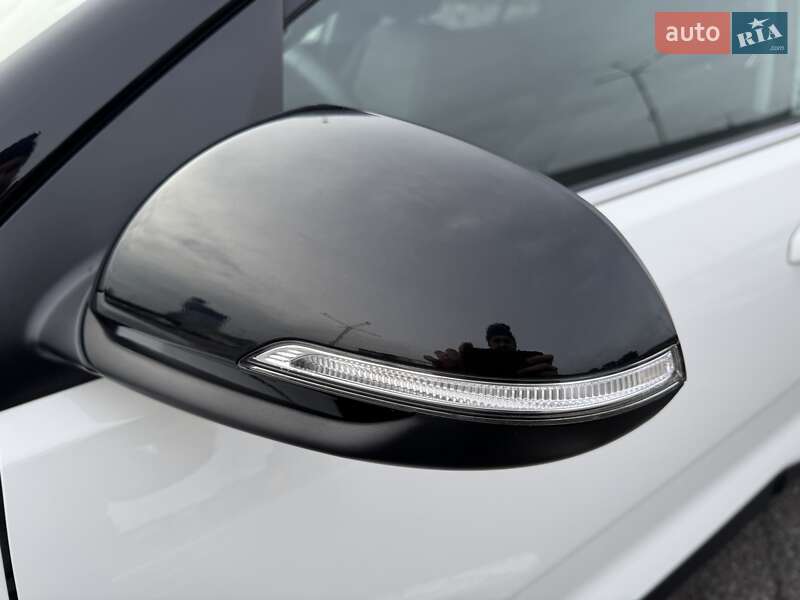 Внедорожник / Кроссовер Kia Stonic 2022 в Киеве