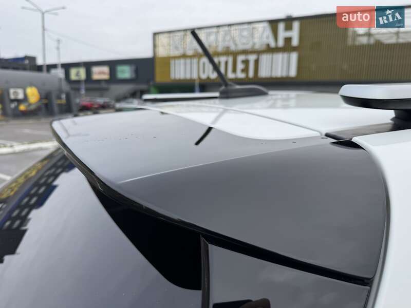 Внедорожник / Кроссовер Kia Stonic 2022 в Киеве