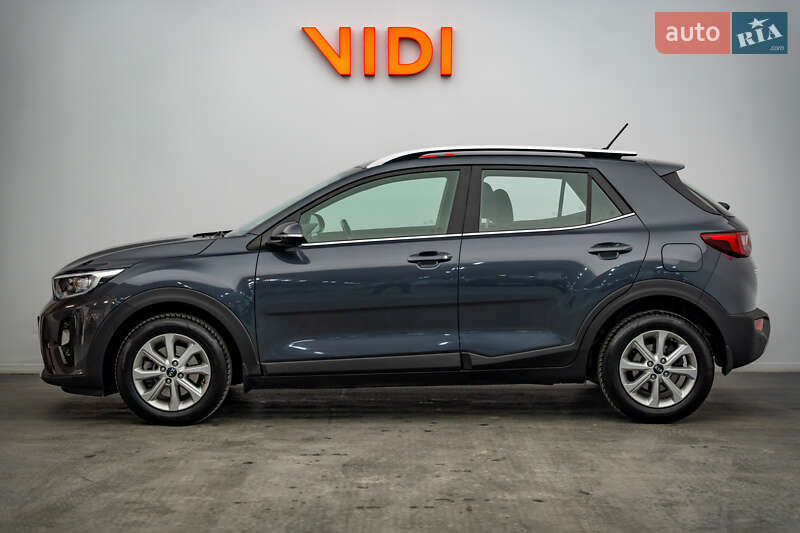 Внедорожник / Кроссовер Kia Stonic 2019 в Киеве