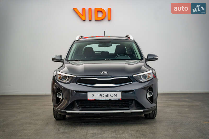 Внедорожник / Кроссовер Kia Stonic 2019 в Киеве