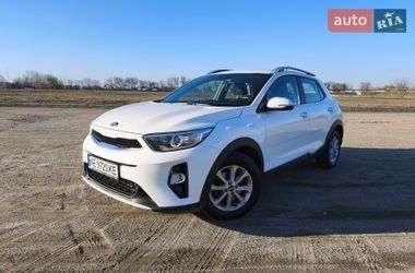 Внедорожник / Кроссовер Kia Stonic 2018 в Днепре