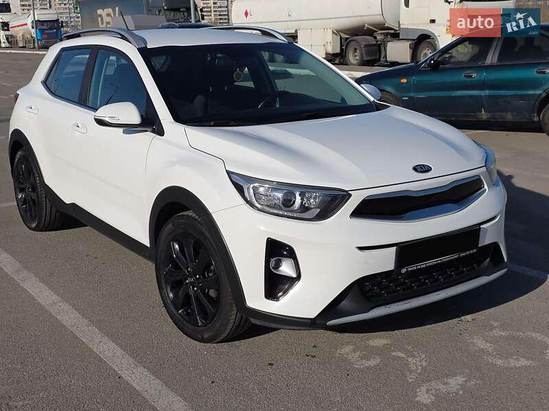 Внедорожник / Кроссовер Kia Stonic 2018 в Киеве фото Внедорожник / Кроссовер Kia Stonic 2018 в Киеве