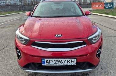 Внедорожник / Кроссовер Kia Stonic 2020 в Запорожье