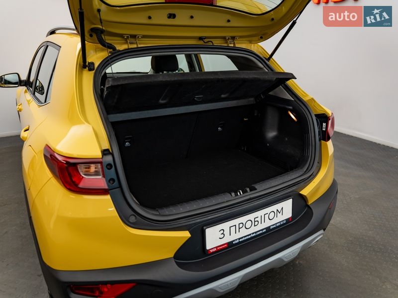 Позашляховик / Кросовер Kia Stonic 2020 в Києві