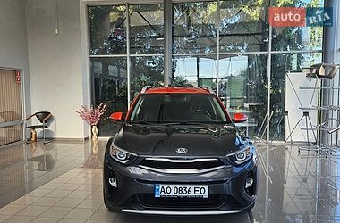 Внедорожник / Кроссовер Kia Stonic 2019 в Хусте