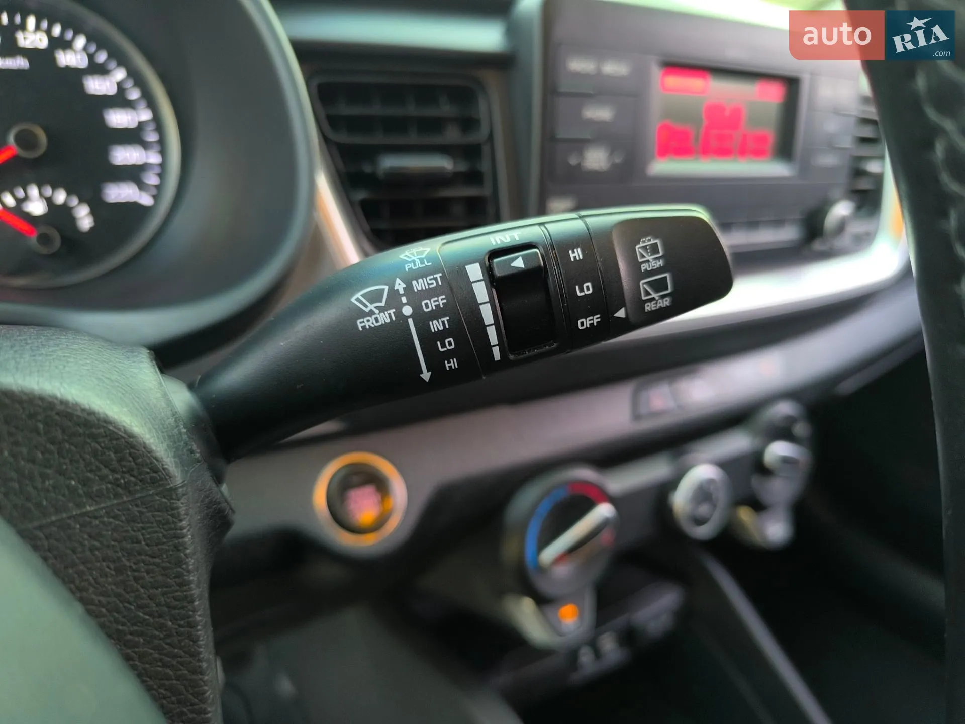 2018 Kia Stonic - мініатюра 28
