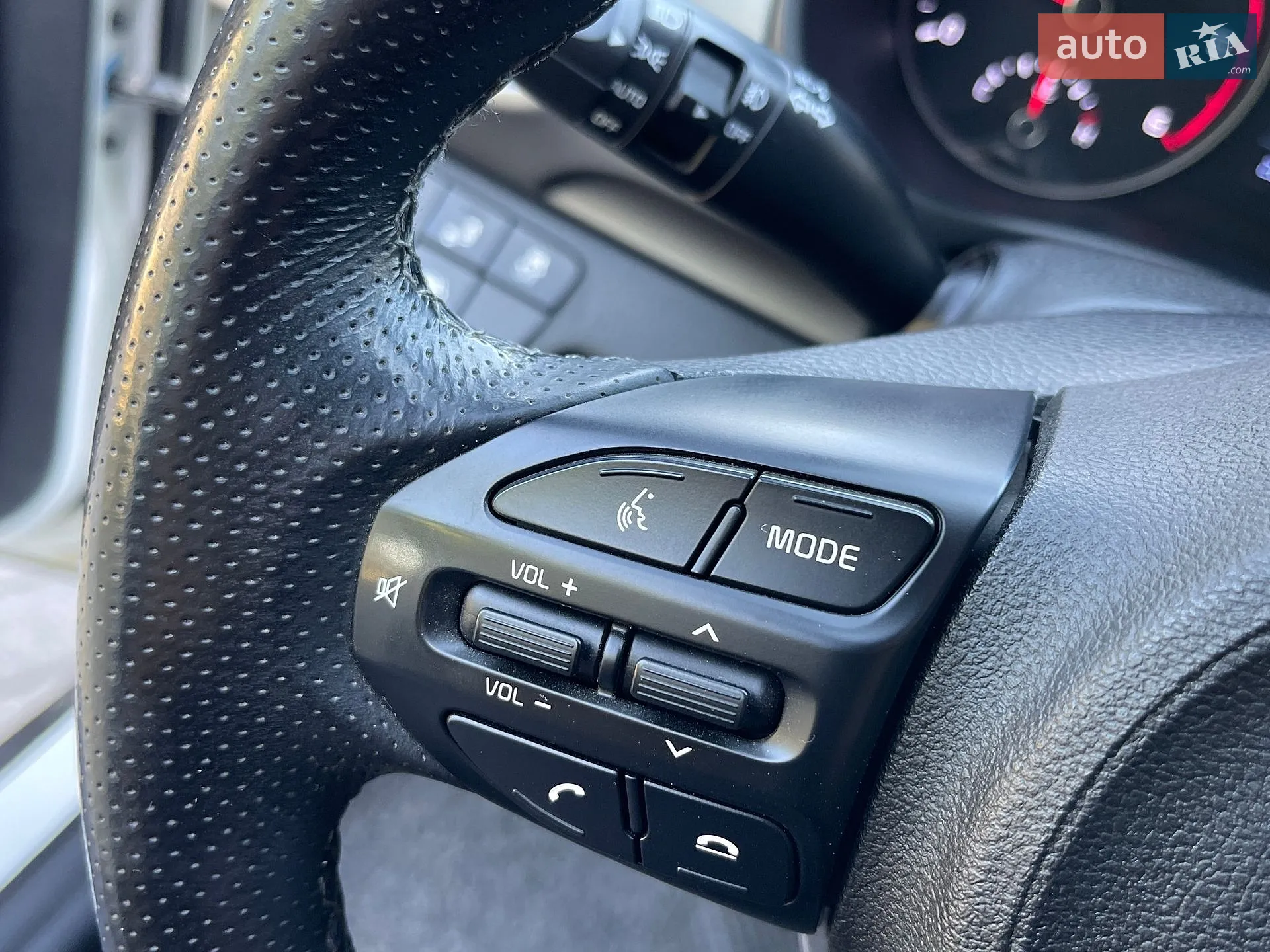 2017 Kia Stonic - мініатюра 17