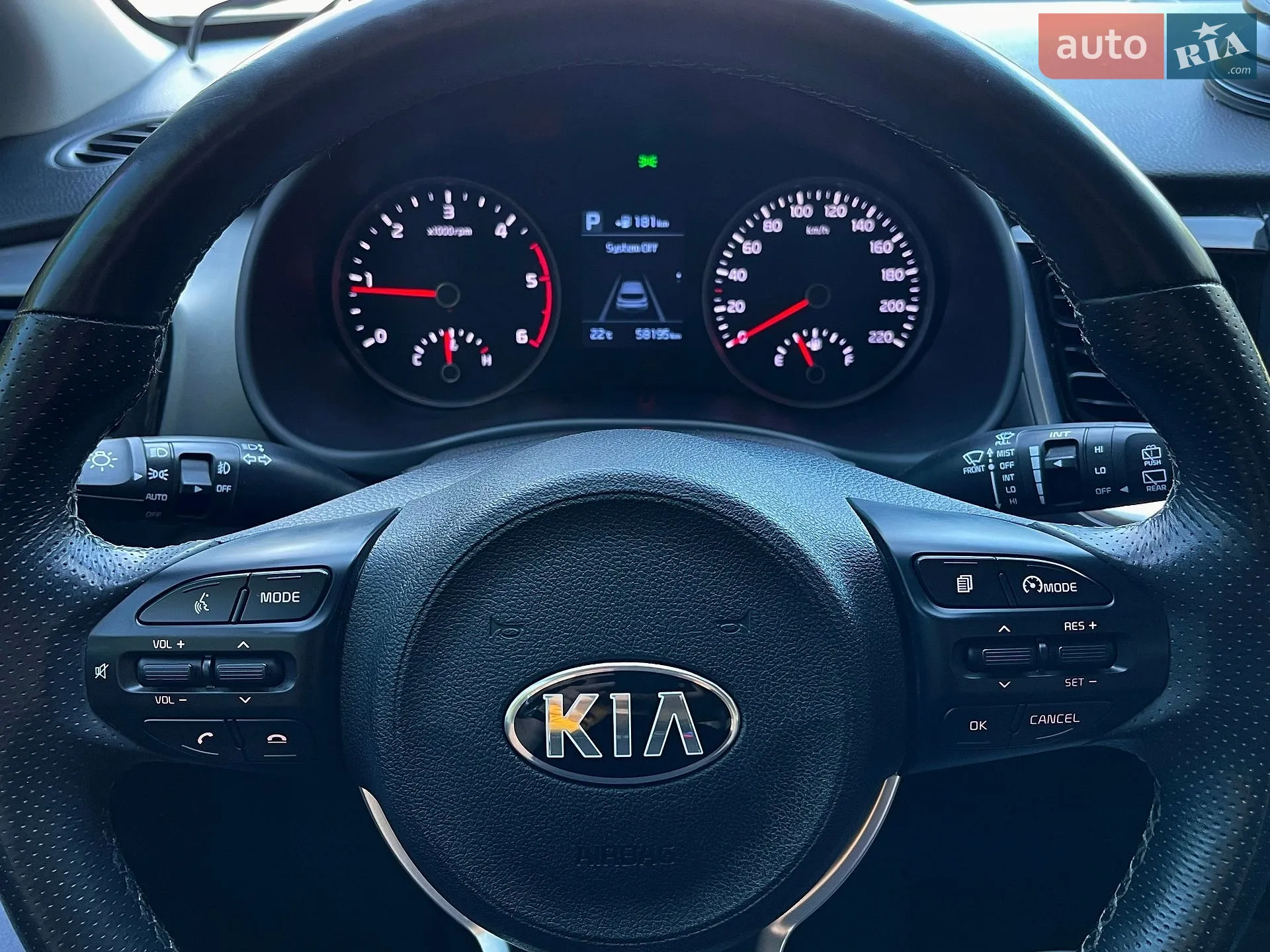 2017 Kia Stonic - мініатюра 31