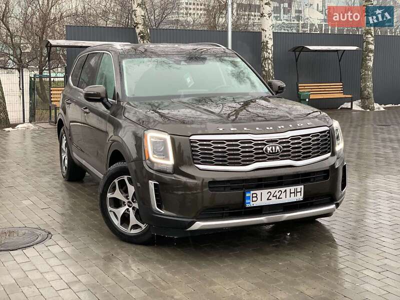 Внедорожник / Кроссовер Kia Telluride 2019 в Гадяче