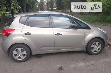 Мікровен Kia Venga 2011 в Ужгороді