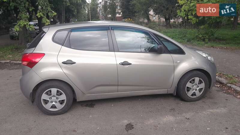 Kia Venga 2011 Kia Venga 2011