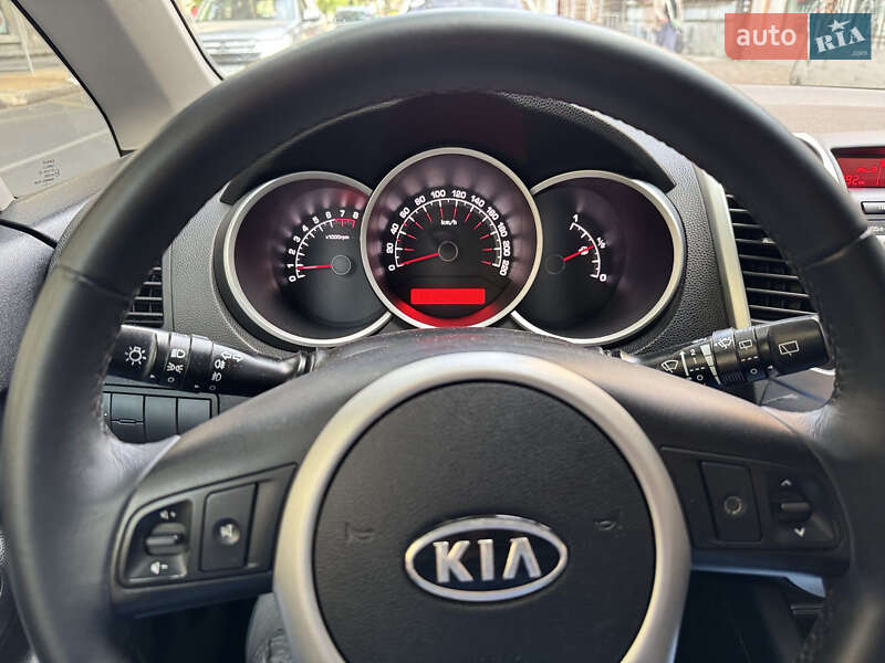 Мікровен Kia Venga 2011 в Одесі