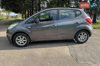 Микровэн Kia Venga 2009 в 