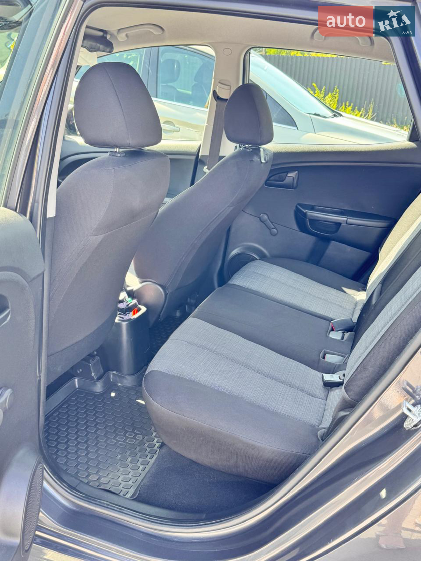 Kia Venga 2012 VIN U5YEG813ACL013466 фото оголошення 8 з 14