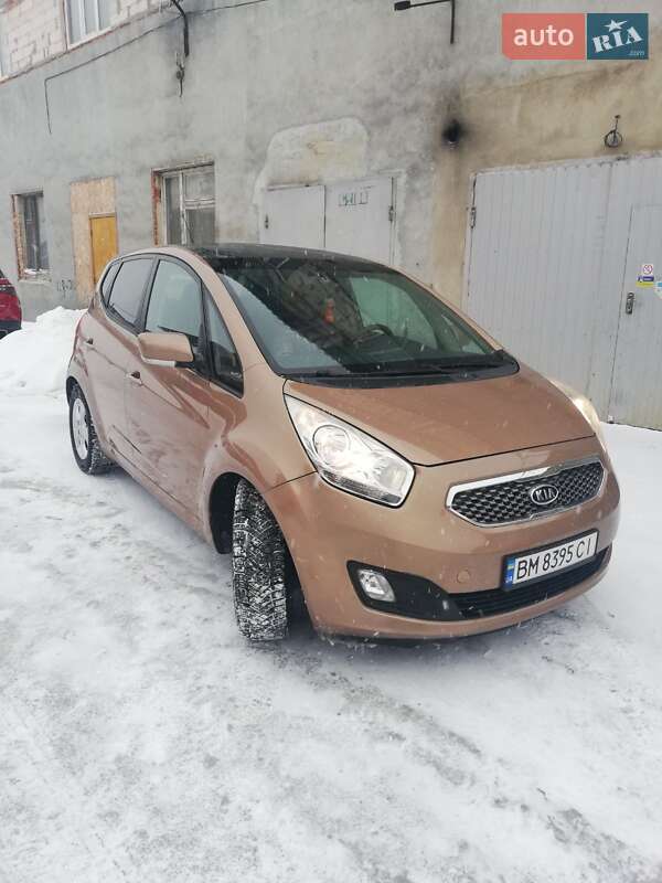Микровэн Kia Venga 2010 в Сумах