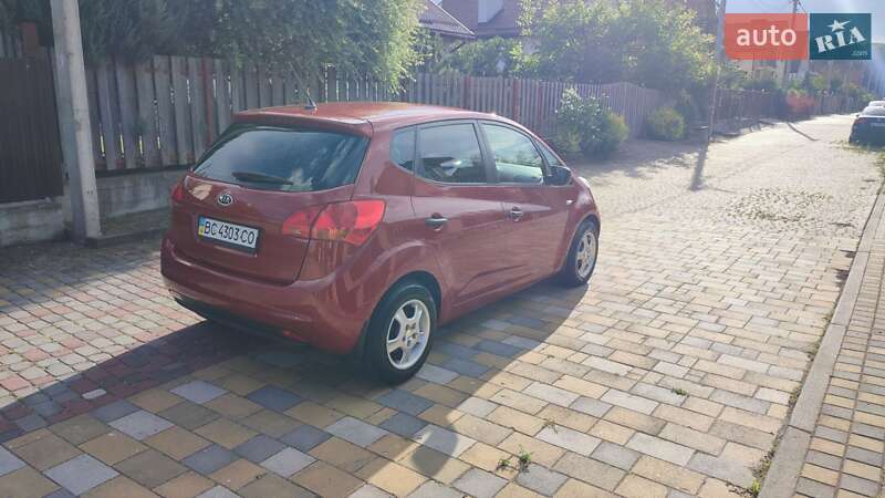 Мікровен Kia Venga 2011 в Львові