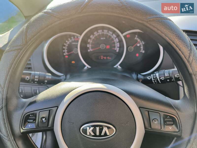 Микровэн Kia Venga 2012 в Днепре фото 12 Микровэн Kia Venga 2012 в Днепре