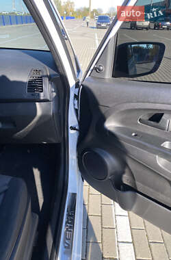Микровэн Kia Venga 2010 в 