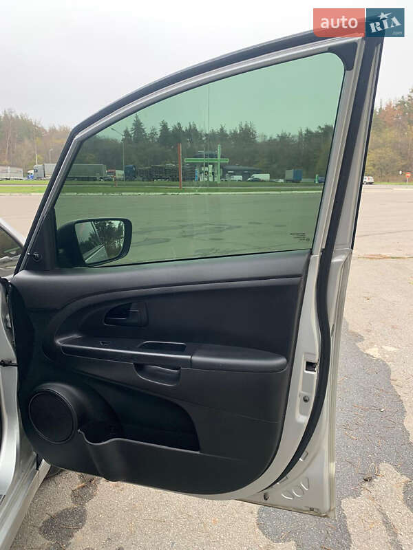 Микровэн Kia Venga 2012 в Харькове фото 10 Микровэн Kia Venga 2012 в Харькове