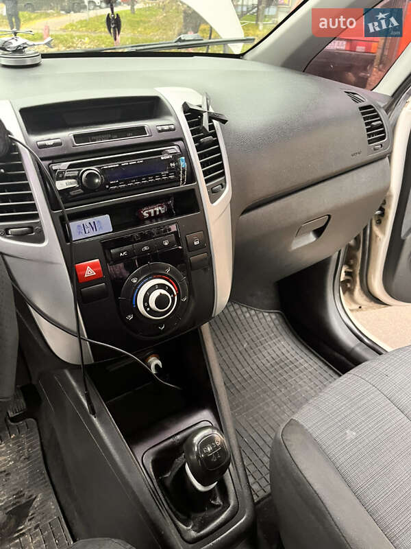 Микровэн Kia Venga 2011 в Борисполе