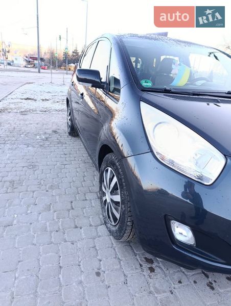 Микровэн Kia Venga 2010 в Львове