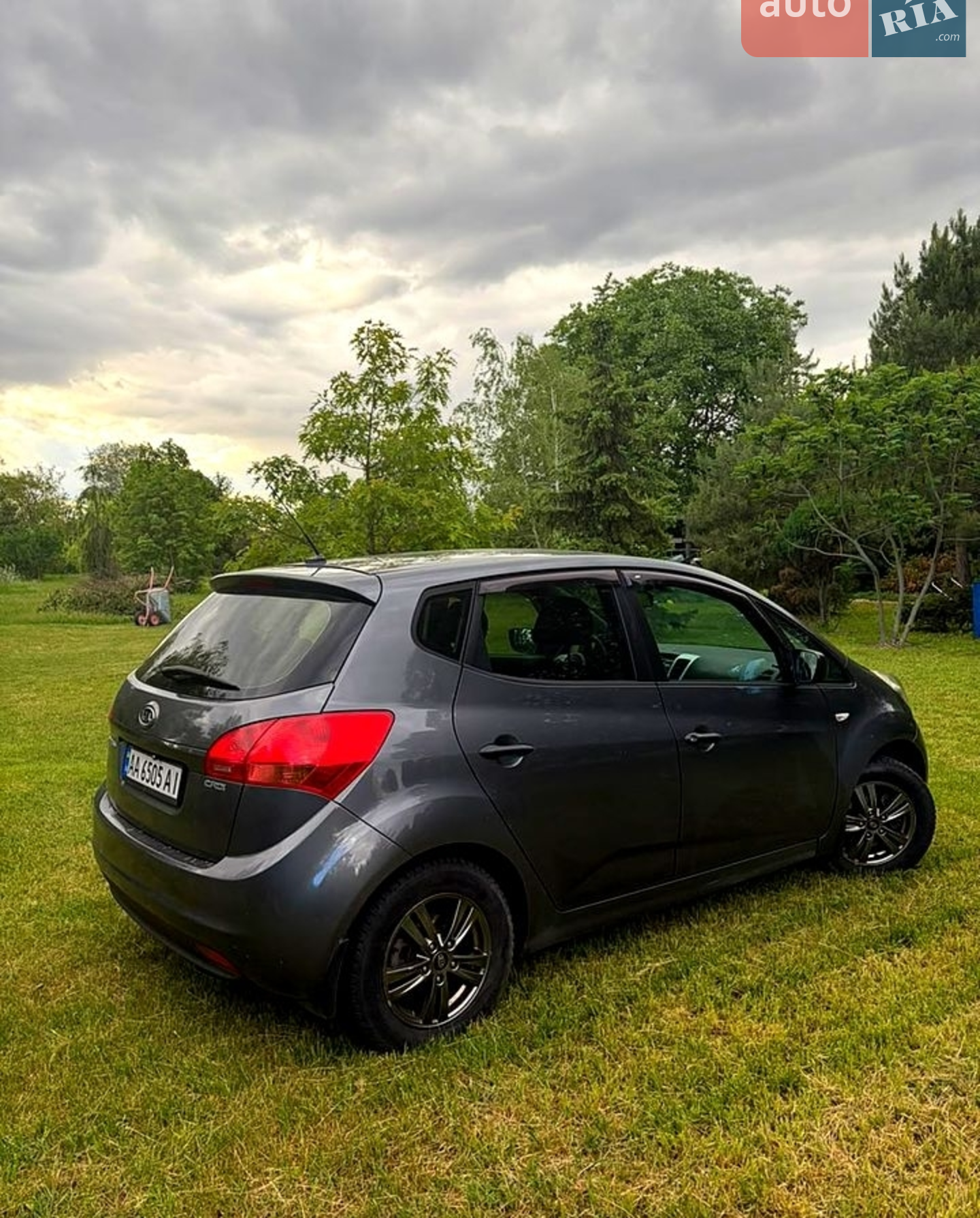 Kia Venga 2010 VIN TMAEG813ABJ041591 фото оголошення 3 з 5