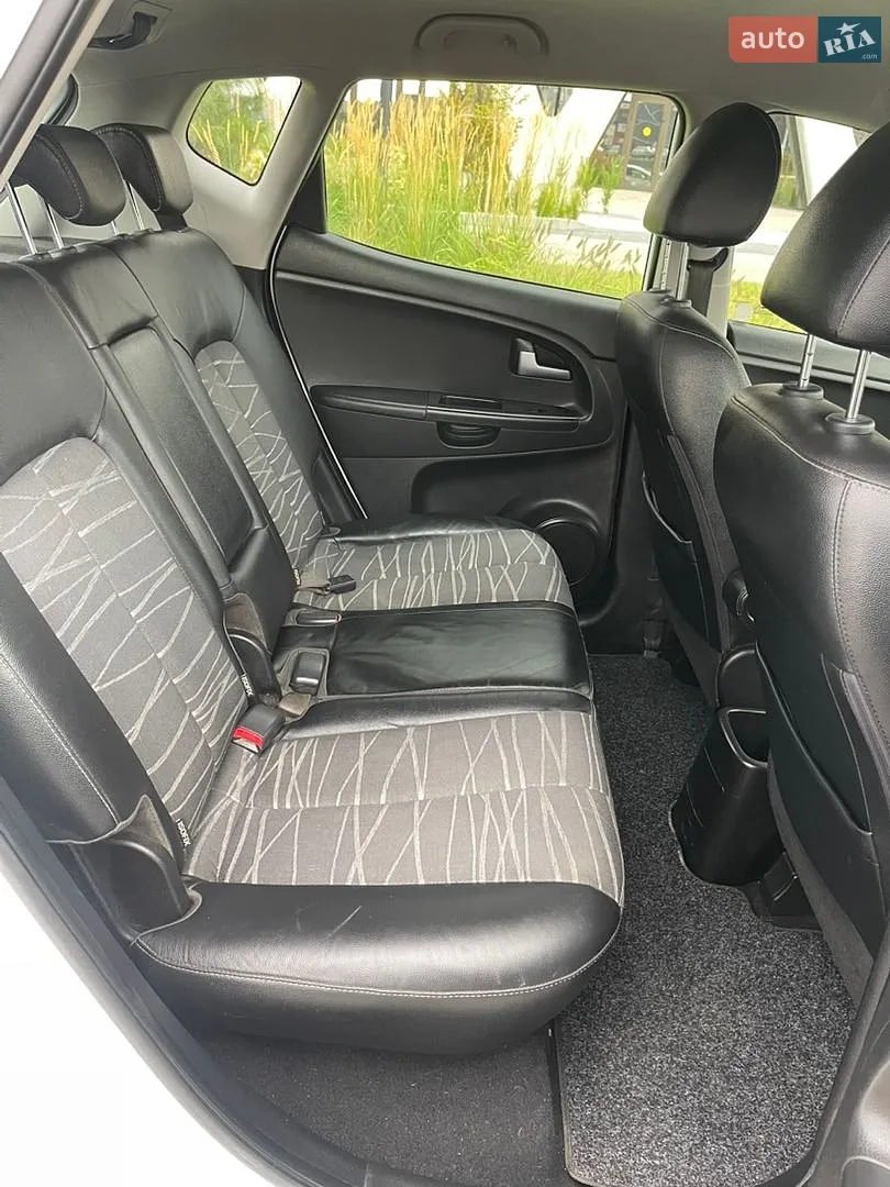 2012 Kia Venga - мініатюра 39