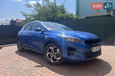 Хэтчбек Kia XCeed 2020 в 