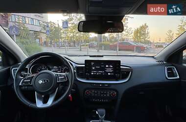 Хэтчбек Kia XCeed 2020 в 