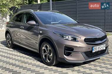 Хэтчбек Kia XCeed 2020 в 