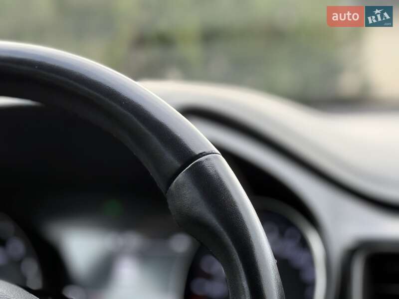 Хэтчбек Kia XCeed 2020 в Киеве