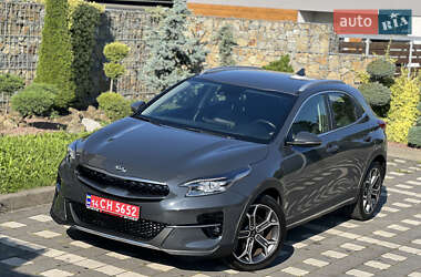 Хэтчбек Kia XCeed 2021 в 