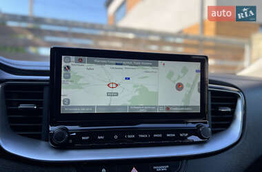 Хэтчбек Kia XCeed 2021 в 