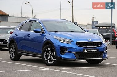 Хэтчбек Kia XCeed 2020 в Киеве