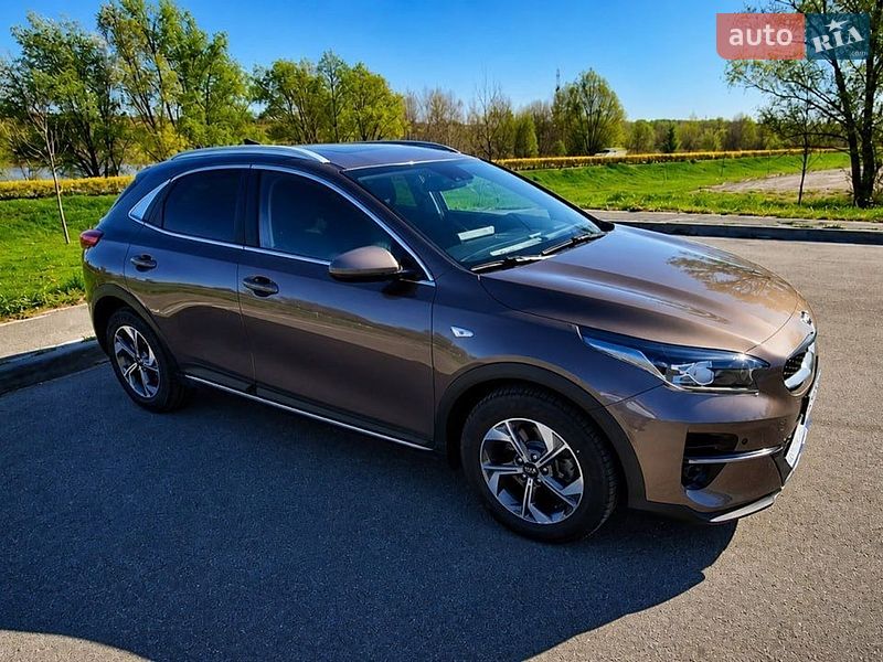 Хэтчбек Kia XCeed 2020 в Киеве