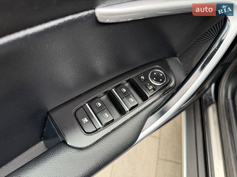 Хэтчбек Kia XCeed 2020 в Киеве