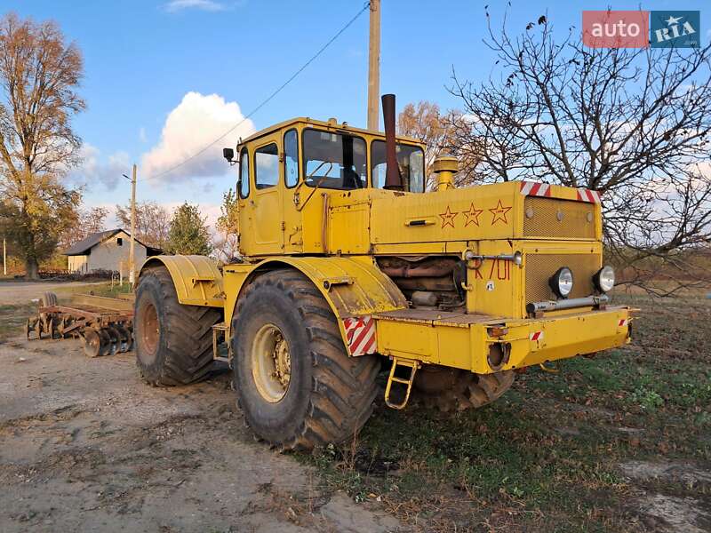 Інша спецтехніка Кіровець К 701 1997 в Чернівцях