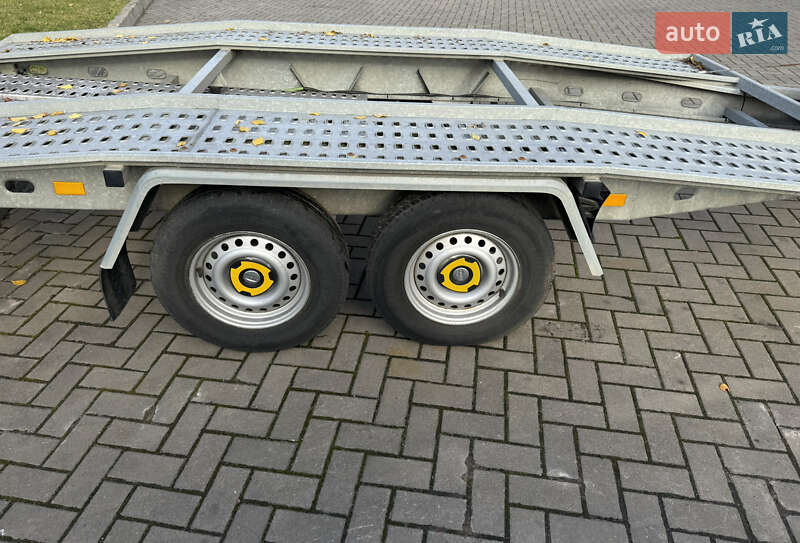 Лафет Knott 95А 2012 в Луцке