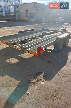 Лафет Knott LA 2006 в Киеве