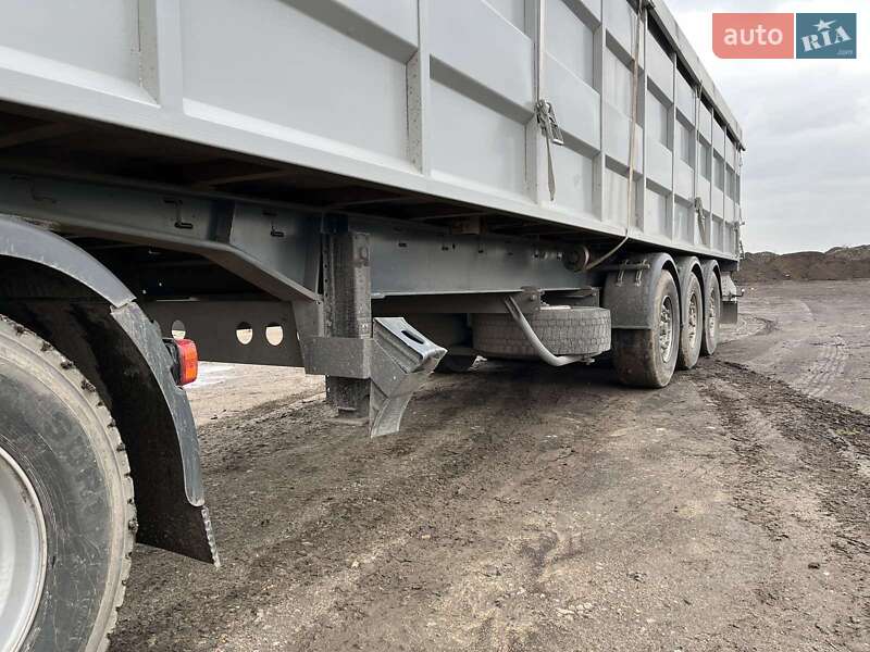 Зерновоз - полуприцеп Kogel BPW 2002 в Одессе