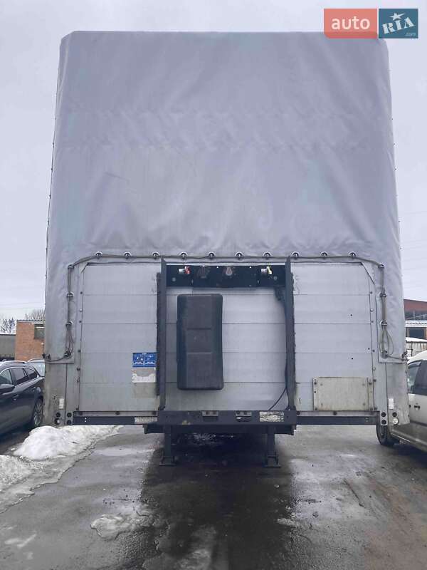 Тентований борт (штора) - напівпричіп Kogel S 24 2011 в Луцьку