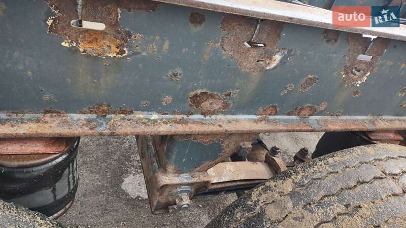 Шассі напівпричіп Kogel SAF 2000 в Рівному